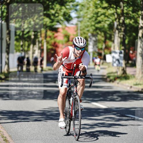 09.08.2026 - GEWOBA Citytriathlon Bremen Michael Burmester http://msf.ph/oto/9947243 09.08.2026 12:16:24 Radfahren 545, 564, 580, 638, 648, 716, 726, 775, 777, 914, 918, 1013, 1117 meine-sportfotos.de