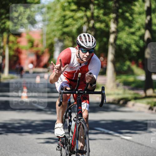 09.08.2026 - GEWOBA Citytriathlon Bremen Michael Burmester http://msf.ph/oto/9947246 09.08.2026 12:16:24 Radfahren 545, 564, 580, 638, 648, 716, 726, 775, 777, 914, 918, 1013, 1117 meine-sportfotos.de