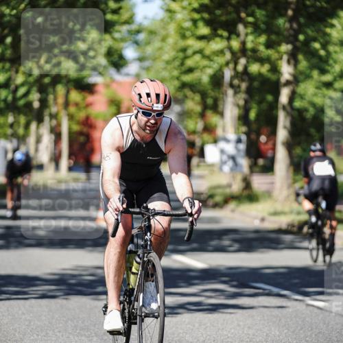 09.08.2026 - GEWOBA Citytriathlon Bremen Michael Burmester http://msf.ph/oto/9947253 09.08.2026 12:16:31 Radfahren 545, 564, 580, 638, 648, 775, 777, 804, 846, 918, 1013, 1138 meine-sportfotos.de