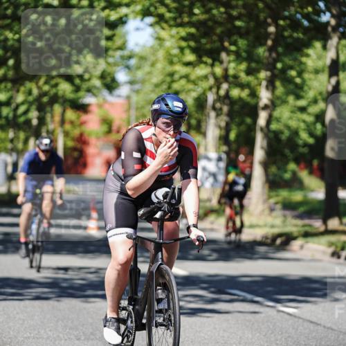 09.08.2026 - GEWOBA Citytriathlon Bremen Michael Burmester http://msf.ph/oto/9947276 09.08.2026 12:16:57 Radfahren 555, 627, 673, 895, 932, 1130 meine-sportfotos.de
