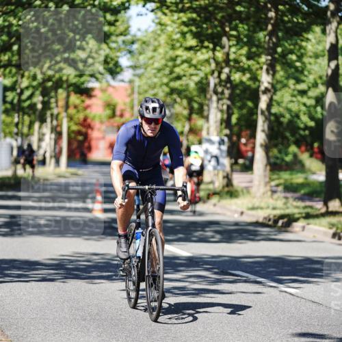 09.08.2026 - GEWOBA Citytriathlon Bremen Michael Burmester http://msf.ph/oto/9947278 09.08.2026 12:16:58 Radfahren 555, 627, 673, 895, 932, 1130 meine-sportfotos.de