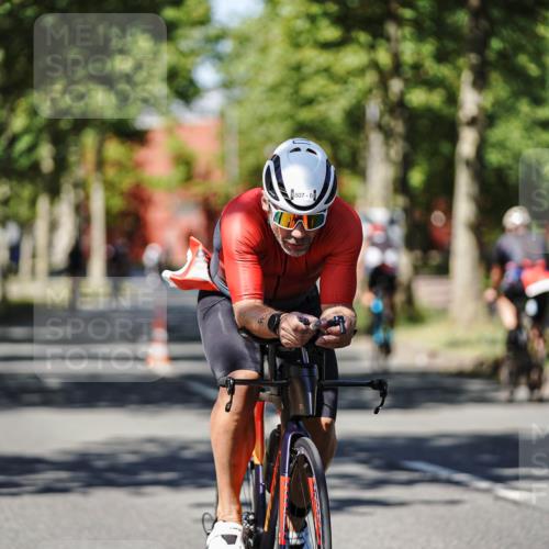 09.08.2026 - GEWOBA Citytriathlon Bremen Michael Burmester http://msf.ph/oto/9947297 09.08.2026 12:17:20 Radfahren 552, 565, 598, 600, 653, 778, 807, 1143, 1158 meine-sportfotos.de