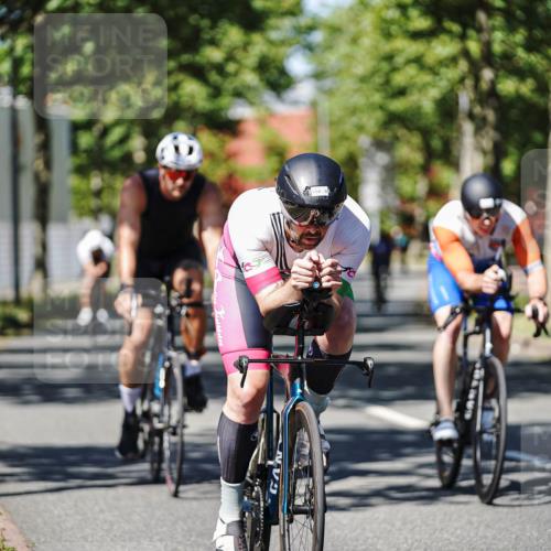 09.08.2026 - GEWOBA Citytriathlon Bremen Michael Burmester http://msf.ph/oto/9947316 09.08.2026 12:17:32 Radfahren 565, 579, 598, 609, 650, 653, 758, 778, 784, 807 meine-sportfotos.de