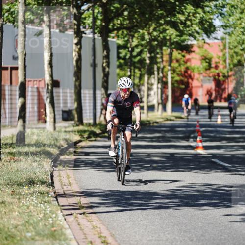 09.08.2026 - GEWOBA Citytriathlon Bremen Michael Burmester http://msf.ph/oto/9947366 09.08.2026 12:18:22 Radfahren 826, 872, 970, 1003 meine-sportfotos.de