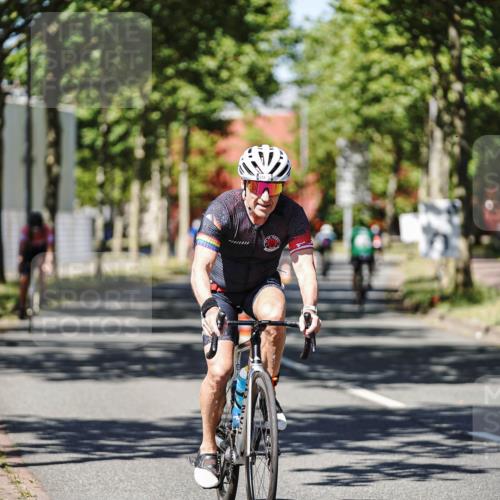 09.08.2026 - GEWOBA Citytriathlon Bremen Michael Burmester http://msf.ph/oto/9947368 09.08.2026 12:18:23 Radfahren 826, 872, 970, 1003 meine-sportfotos.de
