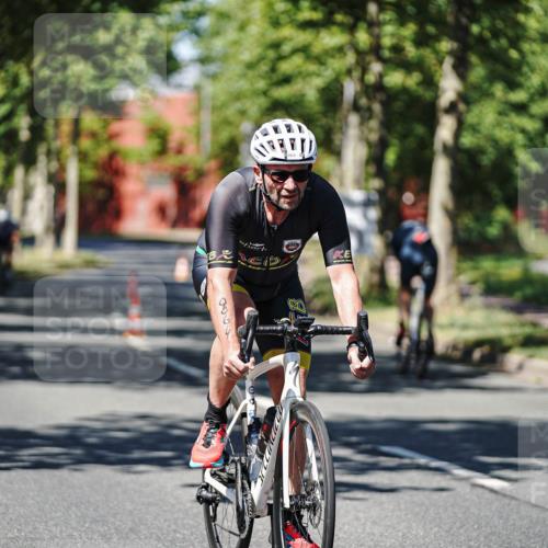 09.08.2026 - GEWOBA Citytriathlon Bremen Michael Burmester http://msf.ph/oto/9947384 09.08.2026 12:18:33 Radfahren 756, 814, 864, 872, 970, 1003, 1119 meine-sportfotos.de