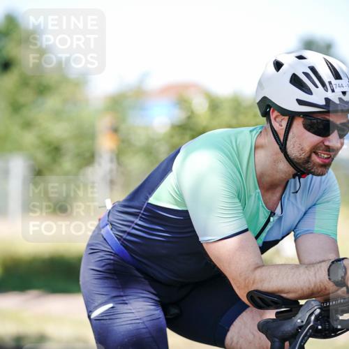09.08.2026 - GEWOBA Citytriathlon Bremen Michael Burmester http://msf.ph/oto/9947390 09.08.2026 12:19:02 Radfahren 624, 744, 886, 1009, 1120 meine-sportfotos.de