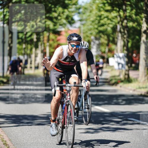 09.08.2026 - GEWOBA Citytriathlon Bremen Michael Burmester http://msf.ph/oto/9947393 09.08.2026 12:19:59 Radfahren 595, 625, 788, 798, 806, 817, 838, 923, 1129 meine-sportfotos.de