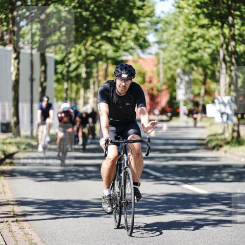 09.08.2026 - GEWOBA Citytriathlon Bremen Michael Burmester http://msf.ph/oto/9947401 09.08.2026 12:20:03 Radfahren 595, 625, 757, 788, 798, 817, 823, 838, 923, 935, 1017, 1129 meine-sportfotos.de