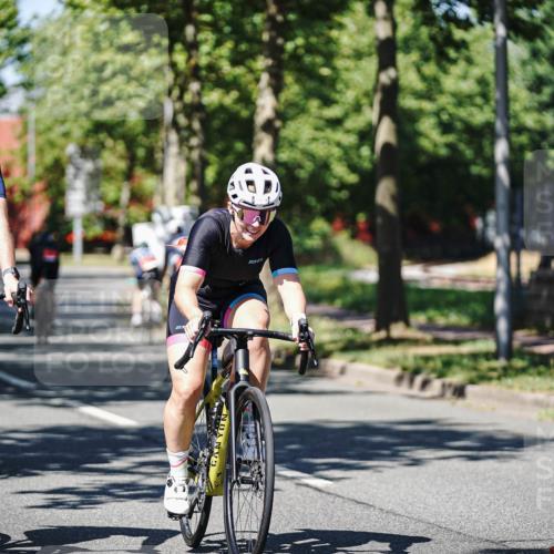 09.08.2026 - GEWOBA Citytriathlon Bremen Michael Burmester http://msf.ph/oto/9947406 09.08.2026 12:20:07 Radfahren 595, 625, 757, 788, 790, 798, 817, 823, 838, 935, 1017, 1113, 1129 meine-sportfotos.de