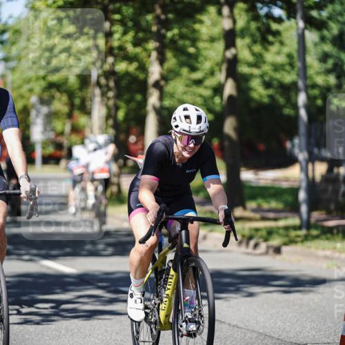 09.08.2026 - GEWOBA Citytriathlon Bremen Michael Burmester http://msf.ph/oto/9947407 09.08.2026 12:20:07 Radfahren 595, 625, 757, 788, 790, 798, 817, 823, 838, 935, 1017, 1113, 1129 meine-sportfotos.de
