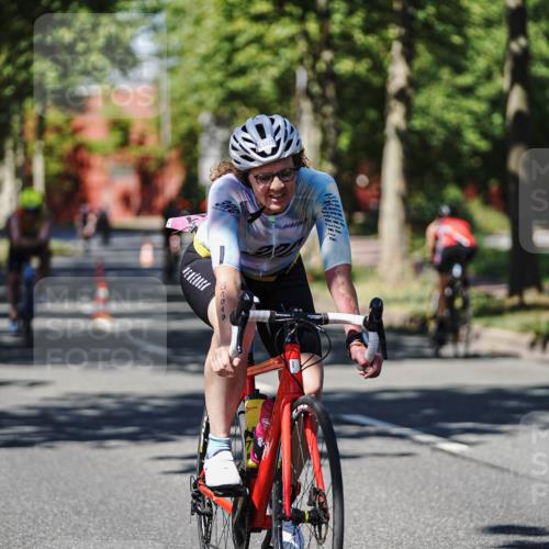 09.08.2026 - GEWOBA Citytriathlon Bremen Michael Burmester http://msf.ph/oto/9947408 09.08.2026 12:20:08 Radfahren 595, 625, 693, 757, 788, 790, 798, 817, 823, 838, 935, 1017, 1113, 1129, 1155 meine-sportfotos.de