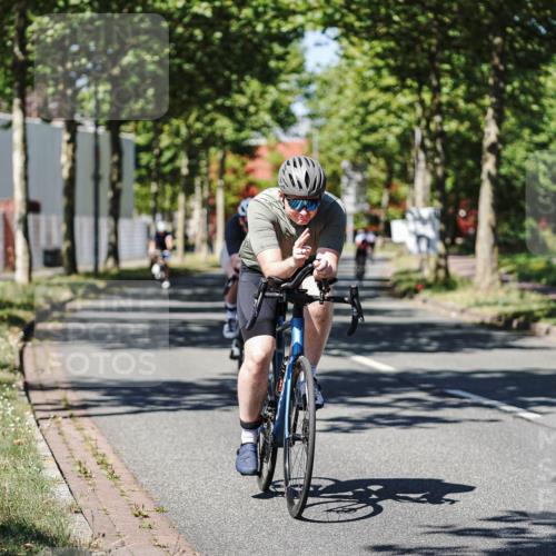 09.08.2026 - GEWOBA Citytriathlon Bremen Michael Burmester http://msf.ph/oto/9947414 09.08.2026 12:20:13 Radfahren 595, 625, 693, 757, 762, 763, 788, 790, 798, 823, 838, 935, 1017, 1113, 1129, 1155 meine-sportfotos.de
