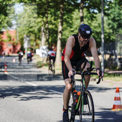 09.08.2026 - GEWOBA Citytriathlon Bremen Michael Burmester http://msf.ph/oto/9947426 09.08.2026 12:20:23 Radfahren 693, 745, 762, 763, 790, 792, 816, 823, 844, 897, 1020, 1113, 1155 meine-sportfotos.de
