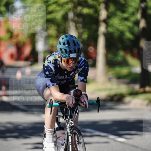 09.08.2026 - GEWOBA Citytriathlon Bremen Michael Burmester http://msf.ph/oto/9947450 09.08.2026 12:20:47 Radfahren 566, 728, 773, 889, 911, 931, 960 meine-sportfotos.de