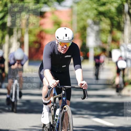 09.08.2026 - GEWOBA Citytriathlon Bremen Michael Burmester http://msf.ph/oto/9947459 09.08.2026 12:20:57 Radfahren 560, 562, 637, 639, 668, 678, 773, 889, 911, 912, 960, 968, 979, 1110 meine-sportfotos.de