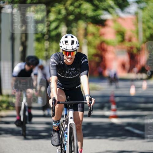 09.08.2026 - GEWOBA Citytriathlon Bremen Michael Burmester http://msf.ph/oto/9947466 09.08.2026 12:21:02 Radfahren 560, 562, 628, 637, 639, 644, 668, 678, 889, 911, 912, 960, 968, 979, 1110 meine-sportfotos.de