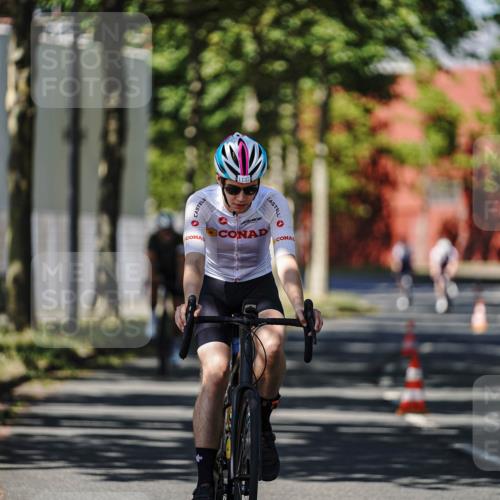 09.08.2026 - GEWOBA Citytriathlon Bremen Michael Burmester http://msf.ph/oto/9947476 09.08.2026 12:21:12 Radfahren 560, 628, 637, 639, 644, 668, 731, 912, 968, 979, 1115, 1132 meine-sportfotos.de