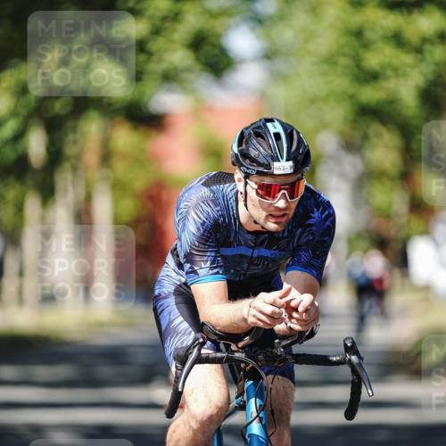 09.08.2026 - GEWOBA Citytriathlon Bremen Michael Burmester http://msf.ph/oto/9947493 09.08.2026 12:21:35 Radfahren 596, 667, 737, 902, 1111 meine-sportfotos.de