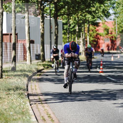 09.08.2026 - GEWOBA Citytriathlon Bremen Michael Burmester http://msf.ph/oto/9947508 09.08.2026 12:21:49 Radfahren 604, 626, 759, 768, 796, 834, 876, 885, 998, 1111, 1156 meine-sportfotos.de