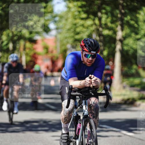 09.08.2026 - GEWOBA Citytriathlon Bremen Michael Burmester http://msf.ph/oto/9947511 09.08.2026 12:21:50 Radfahren 604, 626, 759, 768, 796, 834, 876, 885, 998, 1111, 1156 meine-sportfotos.de