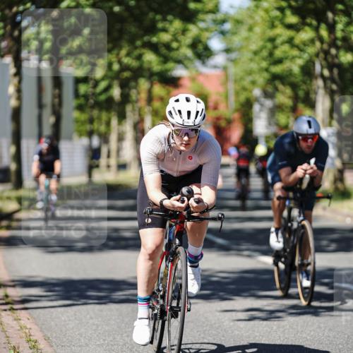 09.08.2026 - GEWOBA Citytriathlon Bremen Michael Burmester http://msf.ph/oto/9947533 09.08.2026 12:22:09 Radfahren 541, 559, 571, 623, 687, 695, 896, 953, 954, 1102, 1114, 1139, 1154 meine-sportfotos.de