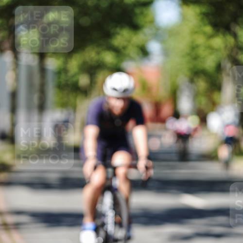 09.08.2026 - GEWOBA Citytriathlon Bremen Michael Burmester http://msf.ph/oto/9947537 09.08.2026 12:22:12 Radfahren 541, 559, 571, 623, 687, 694, 695, 896, 954, 1114, 1139, 1154 meine-sportfotos.de