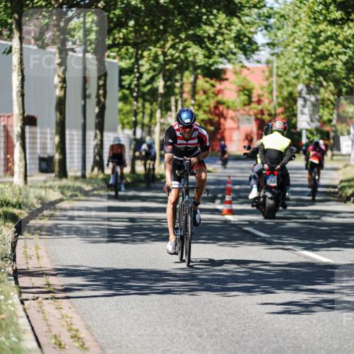 09.08.2026 - GEWOBA Citytriathlon Bremen Michael Burmester http://msf.ph/oto/9947545 09.08.2026 12:22:30 Radfahren 694, 696, 787, 803, 805, 956 meine-sportfotos.de