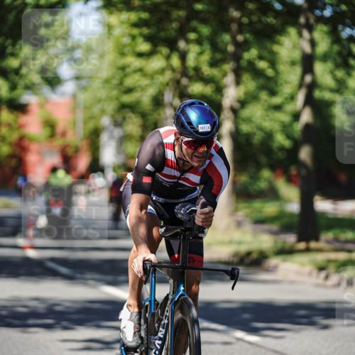 09.08.2026 - GEWOBA Citytriathlon Bremen Michael Burmester http://msf.ph/oto/9947546 09.08.2026 12:22:31 Radfahren 696, 787, 803, 805, 956 meine-sportfotos.de