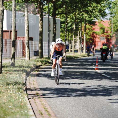 09.08.2026 - GEWOBA Citytriathlon Bremen Michael Burmester http://msf.ph/oto/9947547 09.08.2026 12:22:33 Radfahren 681, 696, 787, 803, 805, 956 meine-sportfotos.de