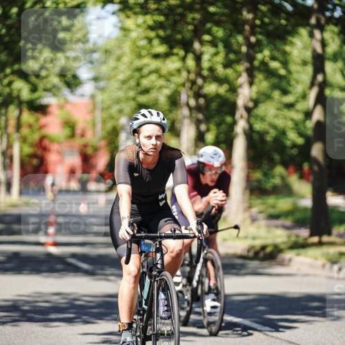 09.08.2026 - GEWOBA Citytriathlon Bremen Michael Burmester http://msf.ph/oto/9947561 09.08.2026 12:22:44 Radfahren 664, 681, 787, 800, 805, 945, 956, 1108 meine-sportfotos.de