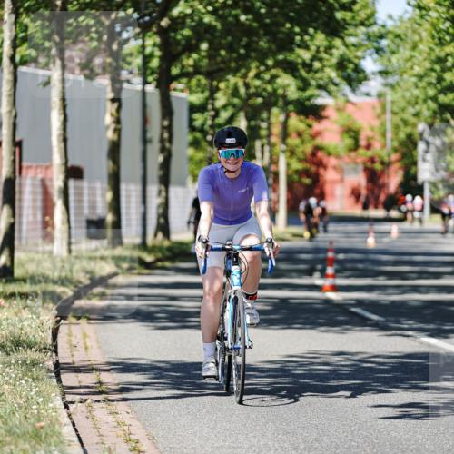 09.08.2026 - GEWOBA Citytriathlon Bremen Michael Burmester http://msf.ph/oto/9947564 09.08.2026 12:22:46 Radfahren 664, 681, 787, 800, 805, 945, 956, 1012, 1108 meine-sportfotos.de