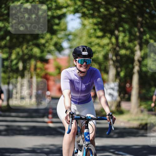 09.08.2026 - GEWOBA Citytriathlon Bremen Michael Burmester http://msf.ph/oto/9947565 09.08.2026 12:22:46 Radfahren 664, 681, 787, 800, 805, 945, 956, 1012, 1108 meine-sportfotos.de