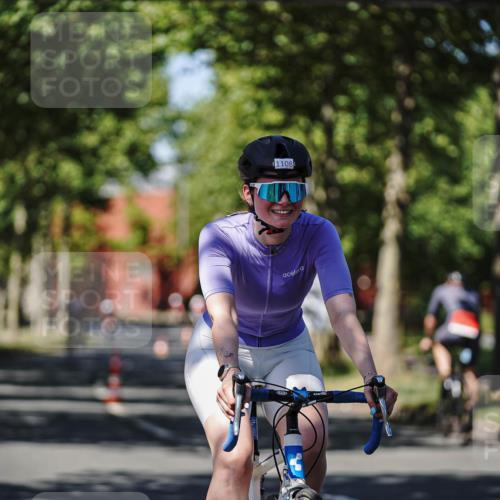 09.08.2026 - GEWOBA Citytriathlon Bremen Michael Burmester http://msf.ph/oto/9947566 09.08.2026 12:22:46 Radfahren 664, 681, 787, 800, 805, 945, 956, 1012, 1108 meine-sportfotos.de