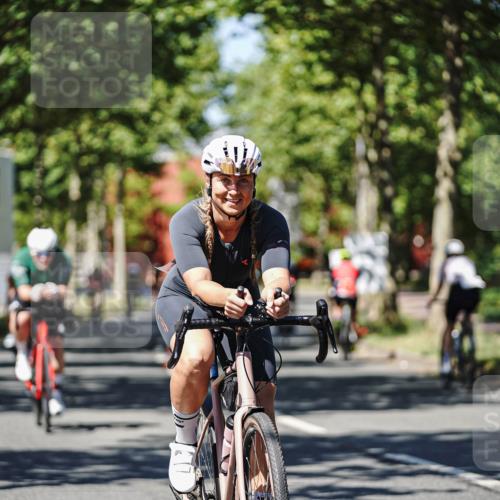 09.08.2026 - GEWOBA Citytriathlon Bremen Michael Burmester http://msf.ph/oto/9947591 09.08.2026 12:23:03 Radfahren 612, 699, 783, 809, 915, 919, 933, 940, 966, 972, 1012, 1136 meine-sportfotos.de