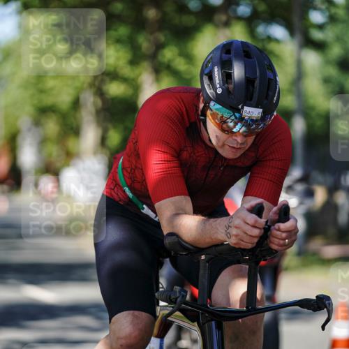 09.08.2026 - GEWOBA Citytriathlon Bremen Michael Burmester http://msf.ph/oto/9947604 09.08.2026 12:23:09 Radfahren 572, 577, 612, 783, 809, 840, 871, 898, 919, 933, 940, 966, 972, 1123, 1136 meine-sportfotos.de