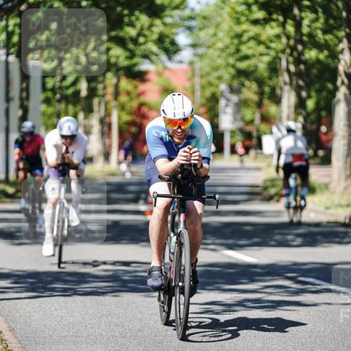 09.08.2026 - GEWOBA Citytriathlon Bremen Michael Burmester http://msf.ph/oto/9947610 09.08.2026 12:23:14 Radfahren 572, 577, 612, 782, 809, 840, 871, 888, 898, 919, 972, 976, 996, 1123, 1136 meine-sportfotos.de