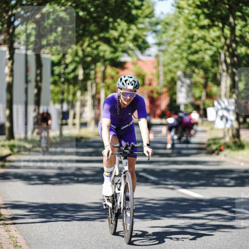 09.08.2026 - GEWOBA Citytriathlon Bremen Michael Burmester http://msf.ph/oto/9947622 09.08.2026 12:23:21 Radfahren 572, 577, 612, 707, 782, 840, 871, 888, 898, 976, 996, 1123 meine-sportfotos.de