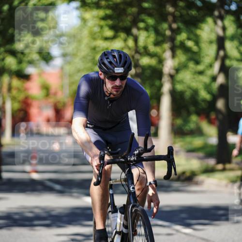 09.08.2026 - GEWOBA Citytriathlon Bremen Michael Burmester http://msf.ph/oto/9947626 09.08.2026 12:23:30 Radfahren 651, 701, 707, 782, 888, 976, 996 meine-sportfotos.de