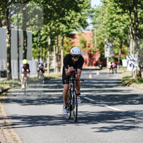 09.08.2026 - GEWOBA Citytriathlon Bremen Michael Burmester http://msf.ph/oto/9947633 09.08.2026 12:23:40 Radfahren 651, 701, 705, 707, 890, 1107 meine-sportfotos.de
