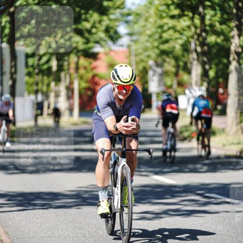 09.08.2026 - GEWOBA Citytriathlon Bremen Michael Burmester http://msf.ph/oto/9947640 09.08.2026 12:23:42 Radfahren 651, 701, 705, 890, 1107 meine-sportfotos.de