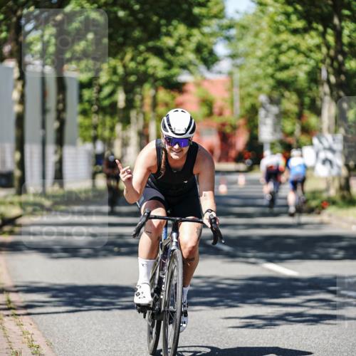 09.08.2026 - GEWOBA Citytriathlon Bremen Michael Burmester http://msf.ph/oto/9947649 09.08.2026 12:23:48 Radfahren 570, 705, 890, 1107 meine-sportfotos.de