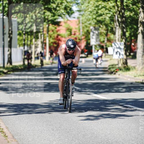 09.08.2026 - GEWOBA Citytriathlon Bremen Michael Burmester http://msf.ph/oto/9947652 09.08.2026 12:23:51 Radfahren 570, 585, 705, 761, 890, 1107, 1124, 1159 meine-sportfotos.de