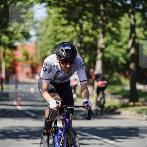 09.08.2026 - GEWOBA Citytriathlon Bremen Michael Burmester http://msf.ph/oto/9947661 09.08.2026 12:23:57 Radfahren 570, 585, 705, 761, 887, 890, 891, 1105, 1107, 1124, 1159 meine-sportfotos.de
