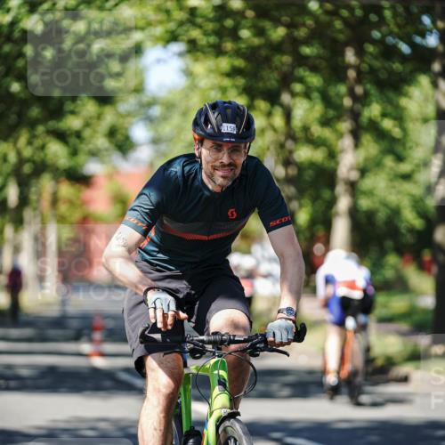 09.08.2026 - GEWOBA Citytriathlon Bremen Michael Burmester http://msf.ph/oto/9947665 09.08.2026 12:23:58 Radfahren 570, 585, 761, 887, 890, 891, 1105, 1107, 1124, 1159 meine-sportfotos.de