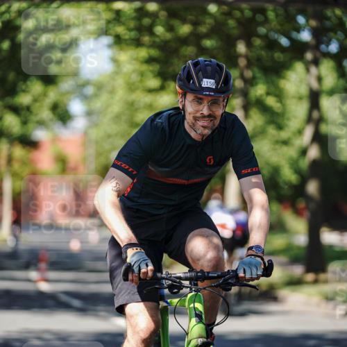 09.08.2026 - GEWOBA Citytriathlon Bremen Michael Burmester http://msf.ph/oto/9947666 09.08.2026 12:23:58 Radfahren 570, 585, 761, 887, 890, 891, 1105, 1107, 1124, 1159 meine-sportfotos.de