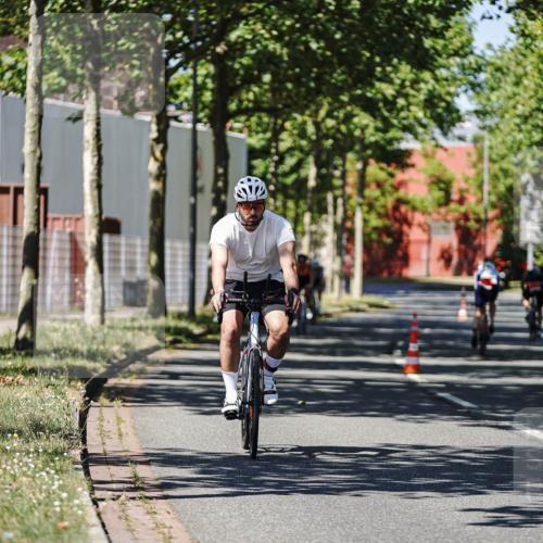 09.08.2026 - GEWOBA Citytriathlon Bremen Michael Burmester http://msf.ph/oto/9947667 09.08.2026 12:24:00 Radfahren 570, 585, 761, 887, 891, 1105, 1124, 1159 meine-sportfotos.de