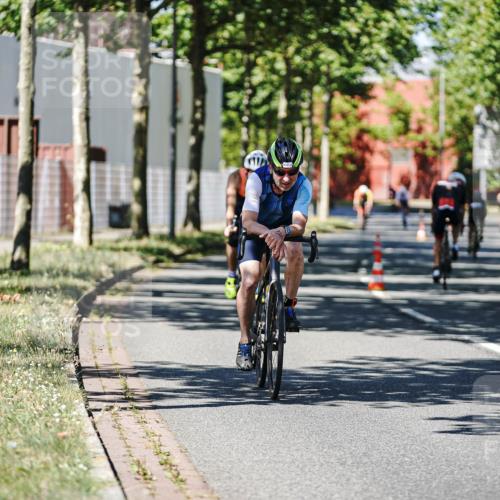 09.08.2026 - GEWOBA Citytriathlon Bremen Michael Burmester http://msf.ph/oto/9947684 09.08.2026 12:24:16 Radfahren 546, 586, 675, 870, 1105 meine-sportfotos.de