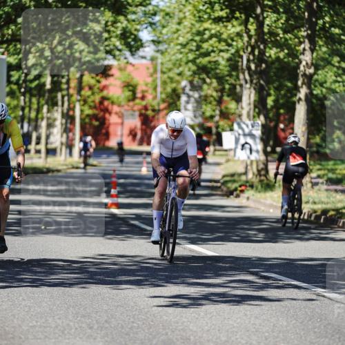 09.08.2026 - GEWOBA Citytriathlon Bremen Michael Burmester http://msf.ph/oto/9947697 09.08.2026 12:24:24 Radfahren 546, 586, 671, 675, 753, 870 meine-sportfotos.de