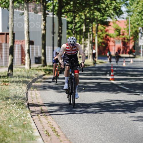 09.08.2026 - GEWOBA Citytriathlon Bremen Michael Burmester http://msf.ph/oto/9947710 09.08.2026 12:24:35 Radfahren 601, 620, 671, 675, 753, 770, 1152 meine-sportfotos.de